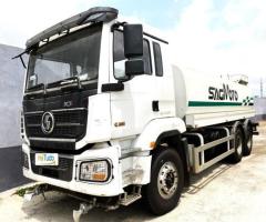 Camião Sisterna Shacman